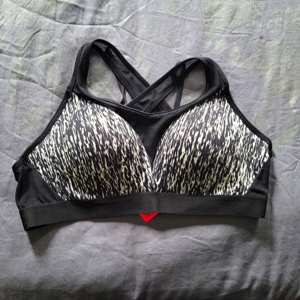 ⭐️La SENZA Sports Bra⭐️